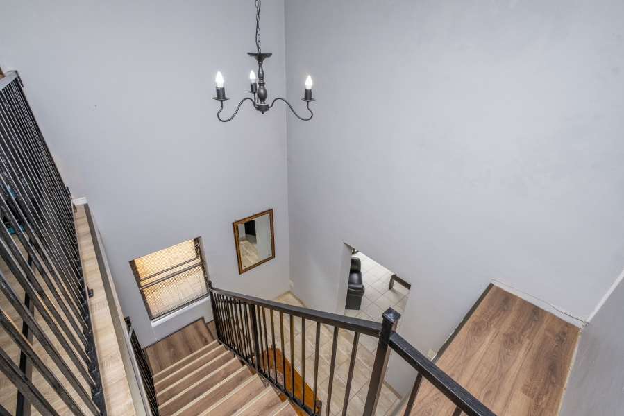 4 Bedroom Property for Sale in Rouxville Western Cape